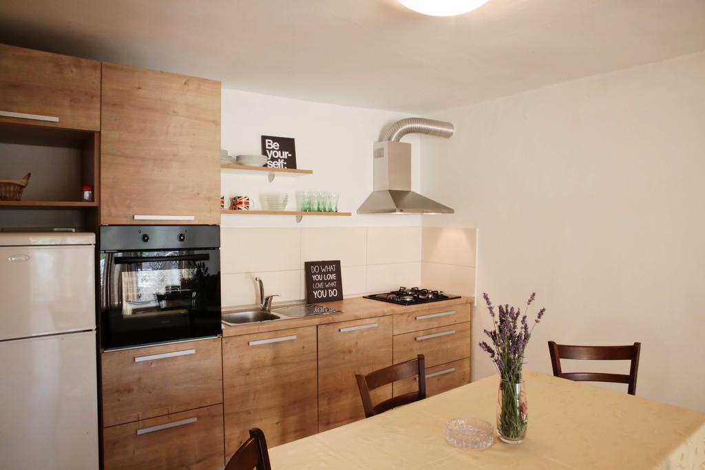 Apartments Roko Tisno Dış mekan fotoğraf