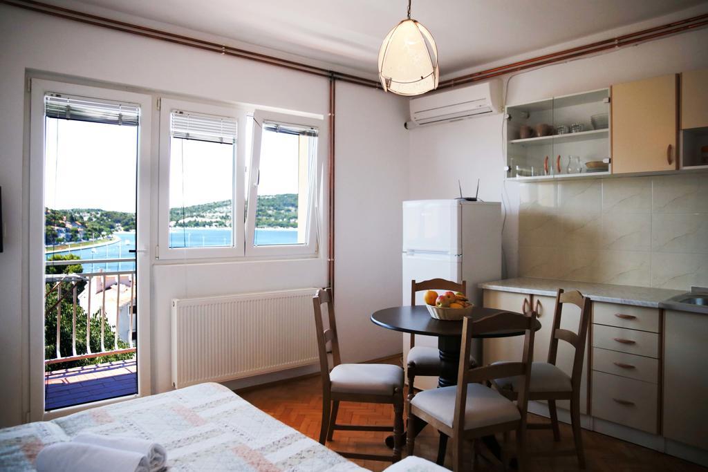 Apartments Roko Tisno Dış mekan fotoğraf