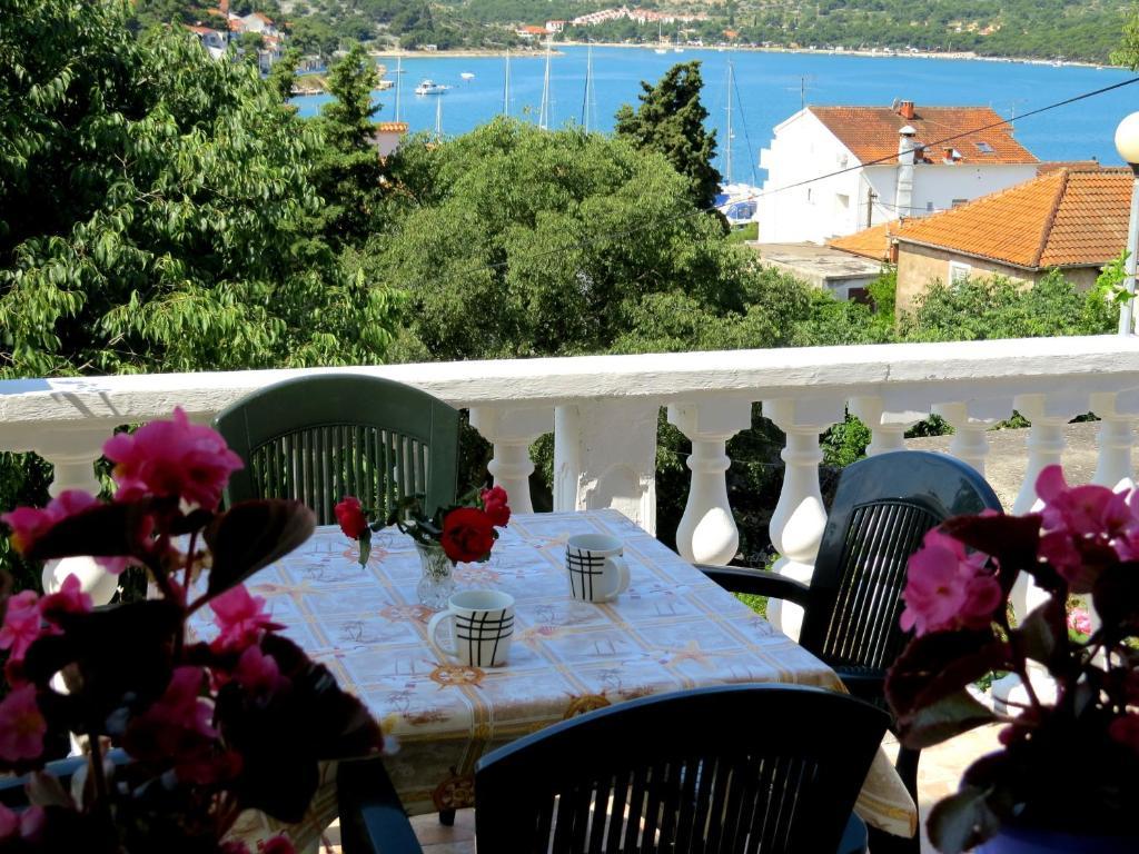 Apartments Roko Tisno Dış mekan fotoğraf